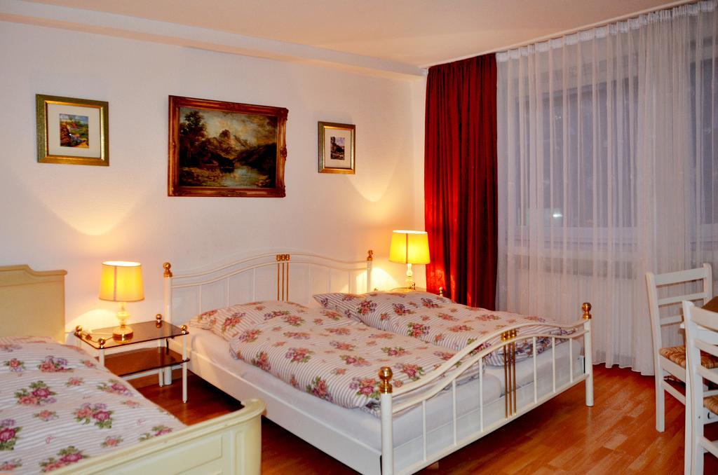 Hotel Ziegenhagen Κολωνία Δωμάτιο φωτογραφία